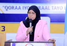 Guddomiye Basmo oo daah-furtay bandhiga buugta Banaadir